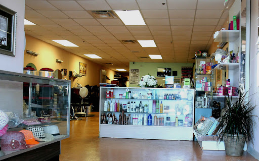Beauty Salon «M & M Beauty And Braiding Salon», reviews and photos, 6989 GA-85, Riverdale, GA 30274, USA