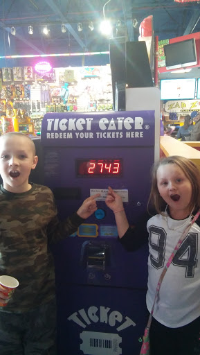 Laser Tag Center «Zap Zone Glo-Golf», reviews and photos, 41953 Ford Rd, Canton, MI 48187, USA