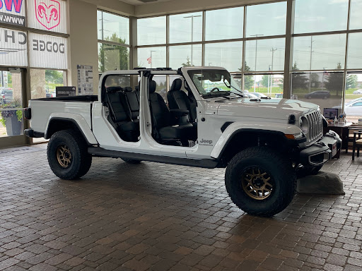 Car Dealer «Waconia Dodge Chrysler Jeep», reviews and photos, 905 Strong Dr, Waconia, MN 55387, USA