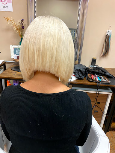 Hair Salon «Pure Salon», reviews and photos, 327 W Fayette St, Syracuse, NY 13202, USA