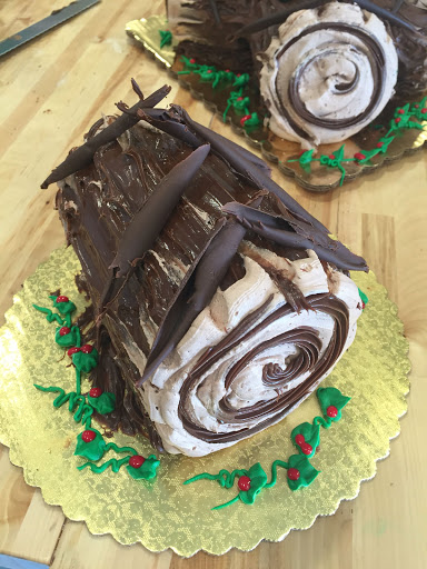 Pastry Shop «Astoria Pastry Shop», reviews and photos, 560 Indian Rocks Rd N, Belleair Bluffs, FL 33770, USA