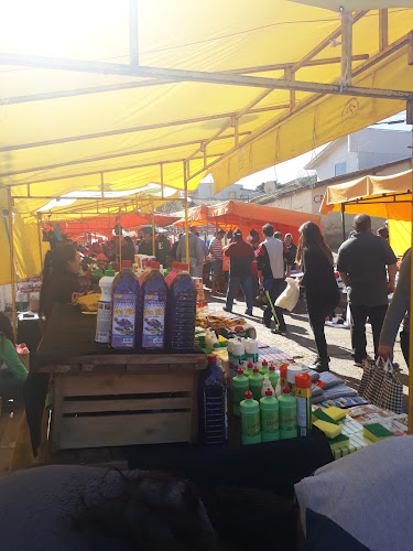 Feria De Las Pulgas Y Verduras - Mercado