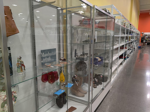 Thrift Store «Goodwill - Hudson», reviews and photos