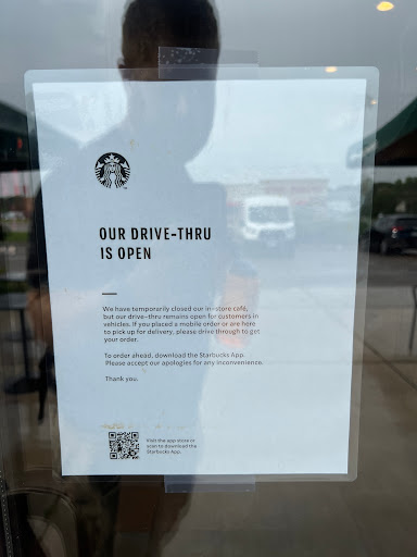 Coffee Shop «Starbucks», reviews and photos, 2040 Cliff Rd Suite 101, Eagan, MN 55122, USA