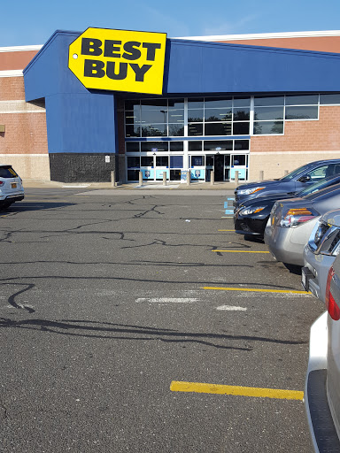 Electronics Store «Best Buy», reviews and photos, 1851 Sunrise Hwy, Bay Shore, NY 11706, USA