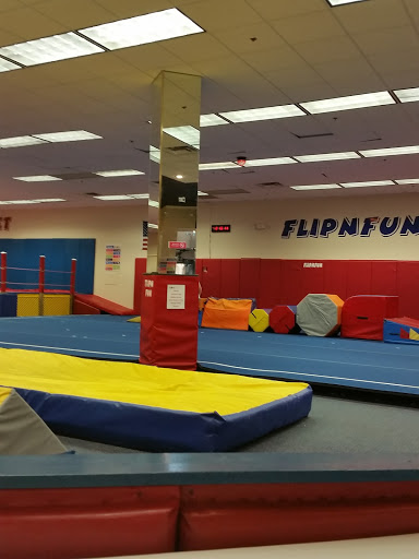 Shopping Mall «Lakeshore Mall», reviews and photos, 150 Pearl Nix Pkwy, Gainesville, GA 30501, USA