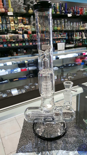 Tobacco Shop «BELLAIRE SMOKE SHOP», reviews and photos, 7710 Bellaire Blvd, Houston, TX 77036, USA