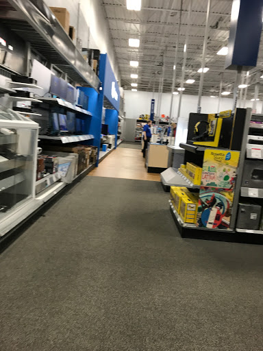 Electronics Store «Best Buy», reviews and photos, 3435 Princeton Rd, Hamilton, OH 45011, USA