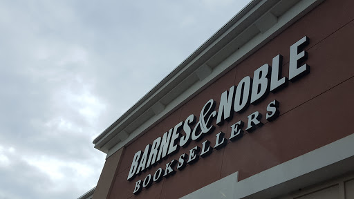 Book Store «Barnes & Noble Booksellers Crabtree Mall», reviews and photos, 4325 Glenwood Ave, Raleigh, NC 27612, USA