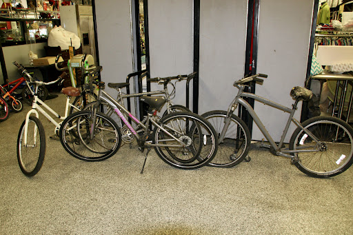 Thrift Store «The Main Place Thrift Store», reviews and photos, 1631 El Camino Real, Tustin, CA 92780, USA