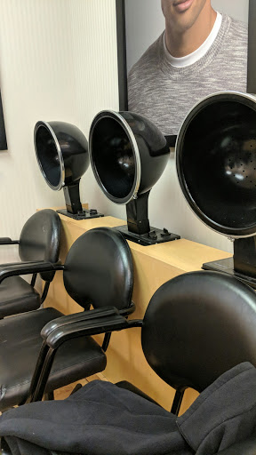 Shopping Mall «South Mall», reviews and photos, 3300 Lehigh St, Allentown, PA 18103, USA