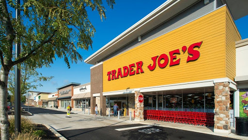 Shopping Mall «Gateway Shopping Center», reviews and photos, 221 E Swedesford Rd, Wayne, PA 19087, USA