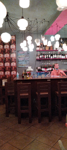 SHVILI-SHVILI wine shop&bar