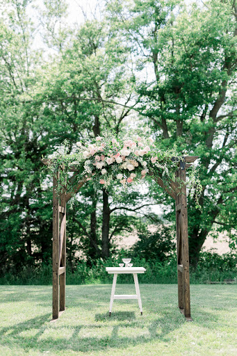 Florist «Dandelions Flowers», reviews and photos, 120 S Walnut St, Muncie, IN 47305, USA