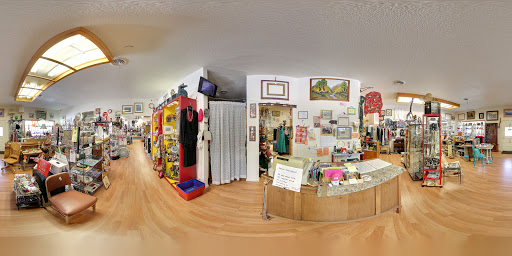 Antique Store «Too Much Stuff Quality Second Hand Treasures», reviews and photos, 1151 Grass Valley Hwy, Auburn, CA 95603, USA