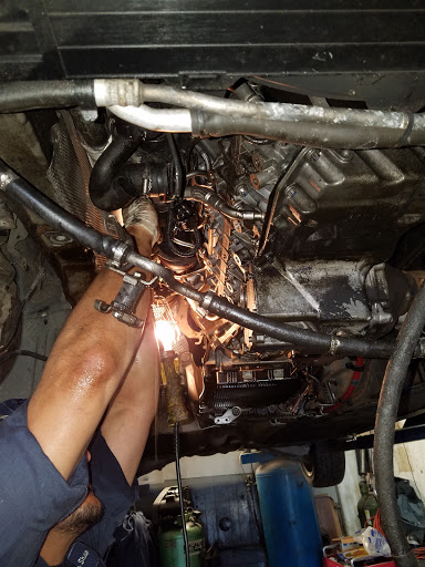 Auto Repair Shop «David Local Auto Repair Shop & Auto Engine Repair, Brake Reapir & Transmission Repair Jersey City NJ», reviews and photos, 1 Colgate St, Jersey City, NJ 07302, USA