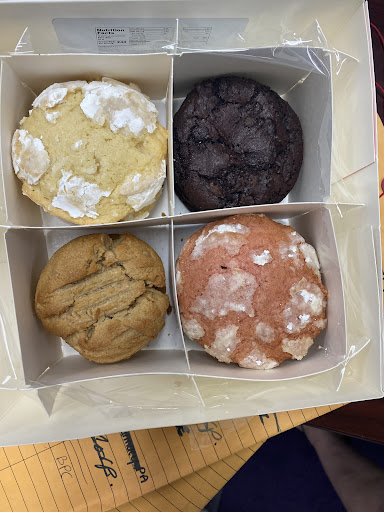 Bakery «We Take The Cake», reviews and photos, 1211 NE 9th Ave, Fort Lauderdale, FL 33304, USA