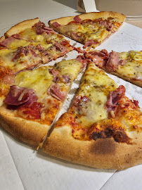 Plats et boissons du Pizzeria Tour de Pizz à Guénange - n°4