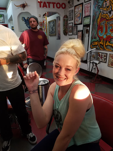 Tattoo Shop «California Tattoo Co», reviews and photos, 7946 Auburn Blvd, Citrus Heights, CA 95610, USA