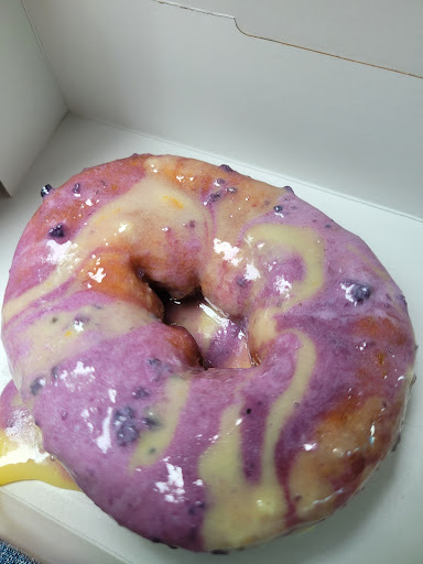 Donut Shop «Duck Donuts», reviews and photos, 100 Wrenn Dr #101, Cary, NC 27511, USA