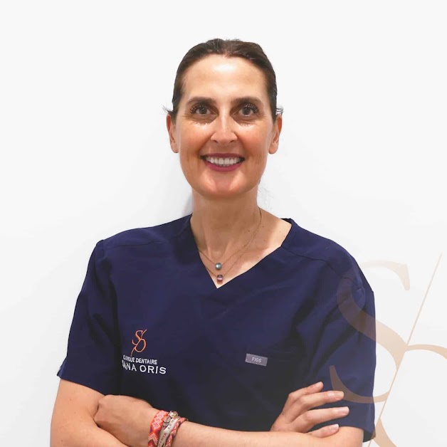 Dr Julie DEMOULIN - Parodontologie exclusive Paris - Soins Des Gencives à Paris (Paris 75)