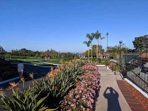 Country Club «Lomas Santa Fe Country Club», reviews and photos, 1505 Lomas Santa Fe Dr, Solana Beach, CA 92075, USA