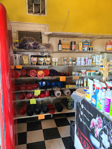 Pet Supply Store «Torres Feed & Pet Supply», reviews and photos, 2656 S Union Ave, Bakersfield, CA 93307, USA