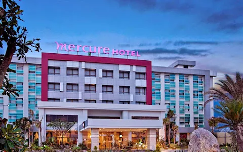 Mercure Palu image