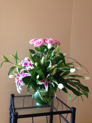 Florist «AG Flowers & Gift Boutique», reviews and photos, 538 S Gilbert Rd #105, Gilbert, AZ 85296, USA