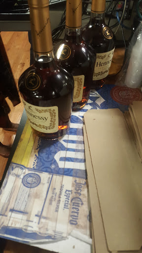 Liquor Store «Nostrand Wines & Liquors», reviews and photos, 549 Nostrand Ave, Brooklyn, NY 11216, USA