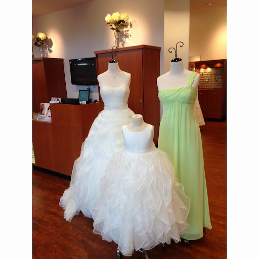 Bridal Shop «Alfred Angelo Bridal», reviews and photos, 6020 E 82nd St #501, Indianapolis, IN 46250, USA