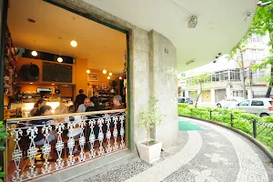 Maya Café image