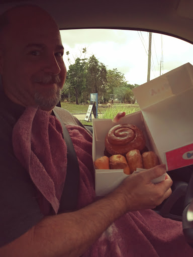 Donut Shop «Hole In One Donut 3», reviews and photos, 14406 N Florida Ave, Tampa, FL 33613, USA