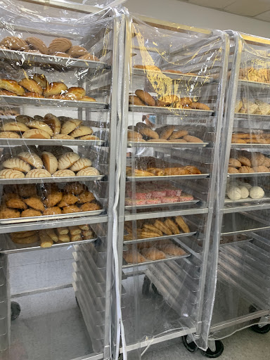 Panaderia La Pequeña