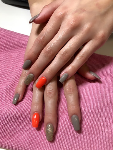 Roosevelt Nails Bar