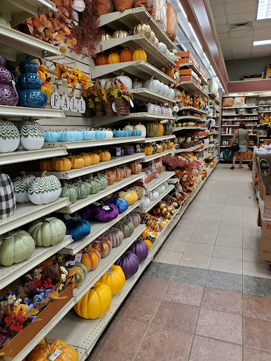 Home Goods Store «Christmas Tree Shops», reviews and photos, 5450 Brandywine Pkwy, Wilmington, DE 19803, USA