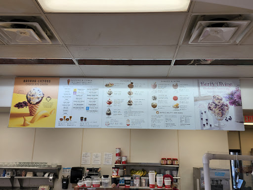 Ice Cream Shop «Oberweis Ice Cream and Dairy Store», reviews and photos, 5572 W Grand Ave Suite 1, Gurnee, IL 60031, USA