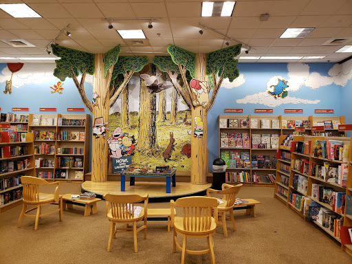 Book Store «Barnes & Noble Booksellers Pensacola», reviews and photos, 1200 Airport Blvd, Pensacola, FL 32504, USA