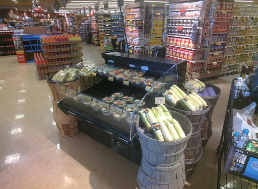 Grocery Store «Vons», reviews and photos, 7390 Cherry Ave, Fontana, CA 92336, USA