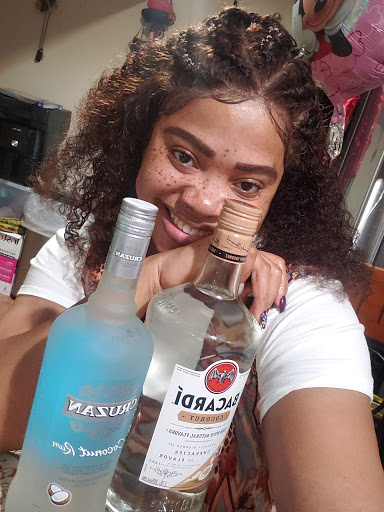 Liquor Store «Liquor Plaza INC», reviews and photos, 133 Walt Whitman Rd, Huntington Station, NY 11746, USA