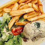 Photo n° 1 de l'avis de Frédéric.i fait le 15/07/2021 à 17:05 pour Auberge Le Médiéval à Charroux