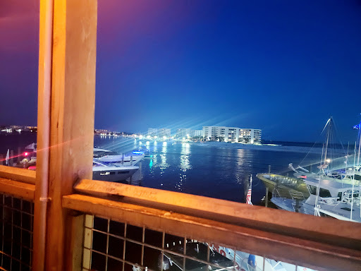 Seafood Restaurant «AJ’s Seafood & Oyster Bar», reviews and photos, 116 Harbor Blvd, Destin, FL 32541, USA