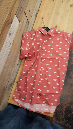 Clothing Store «FreeStyle Clothing Exchange», reviews and photos, 2101 L St, Sacramento, CA 95816, USA