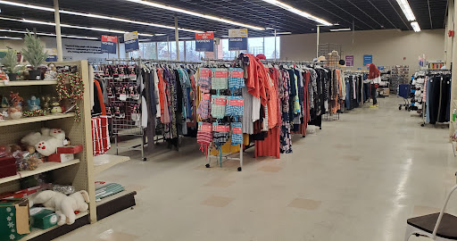 Thrift Store «Lakewood Goodwill», reviews and photos, 6002 Mt Tacoma Dr SW, Tacoma, WA 98499, USA