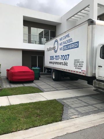 Moving Company «Pro Miami Movers», reviews and photos, 475 Brickell Ave, Miami, FL 33131, USA