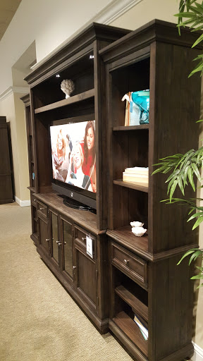 Furniture Store «Havertys Furniture», reviews and photos, 16312 N Dale Mabry Hwy, Tampa, FL 33618, USA