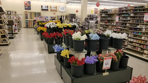 Craft Store «Hobby Lobby», reviews and photos, 1055 E Golf Rd, Schaumburg, IL 60173, USA