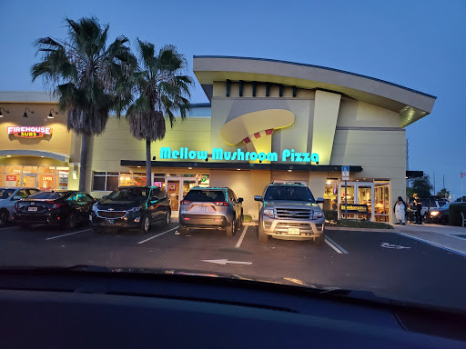 Mellow Mushroom Orlando - International Drive