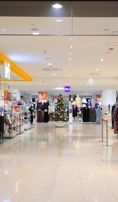 ジーユー 京阪百貨店 くずはモール店