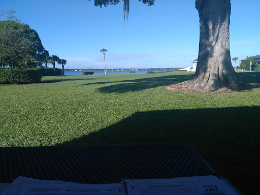 Memorial Park «Veterans Memorial Park», reviews and photos, 250 Shore Dr E, Oldsmar, FL 34677, USA